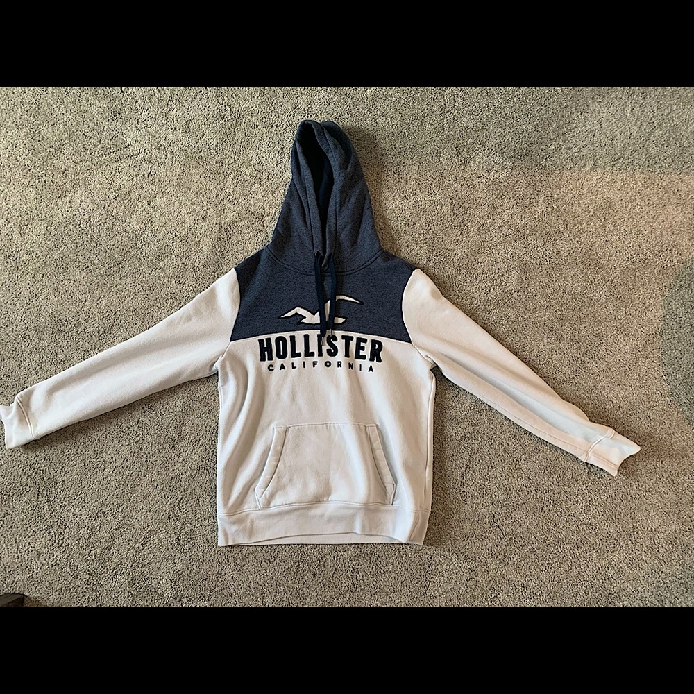 Hollister white hoodie